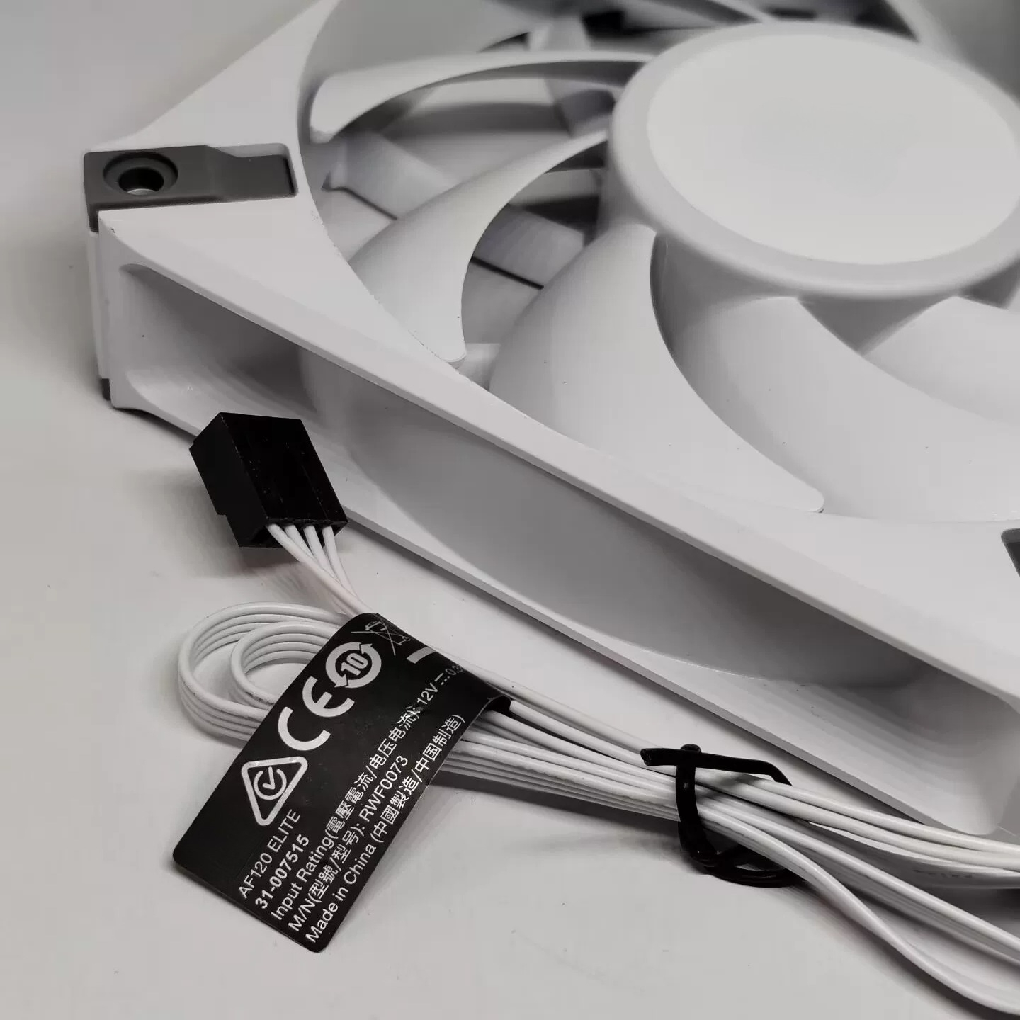 Wentylator obudowy Corsair AF1 – Case Fan Controller recenzja i cena